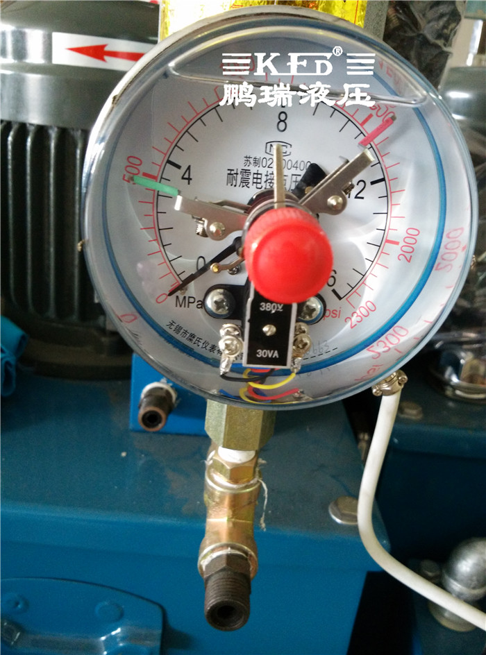 電接點(diǎn)壓力表 電接點(diǎn)壓力表