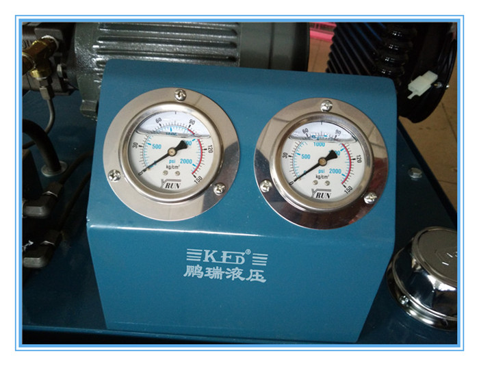 背式壓力表 背式壓力表