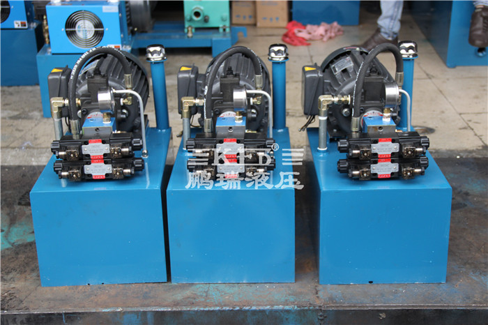 普通牽引機(jī)液壓站 普通牽引機(jī)液壓站