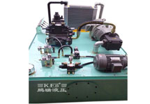 【有問必答】液壓機(jī)爬行有何特征？